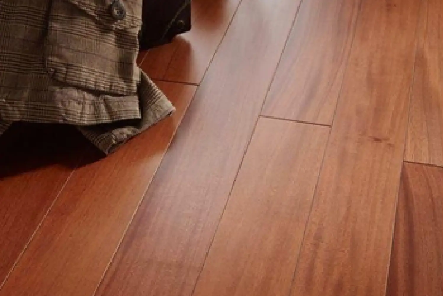 9553-VERVE-GOLDEN WALNUT