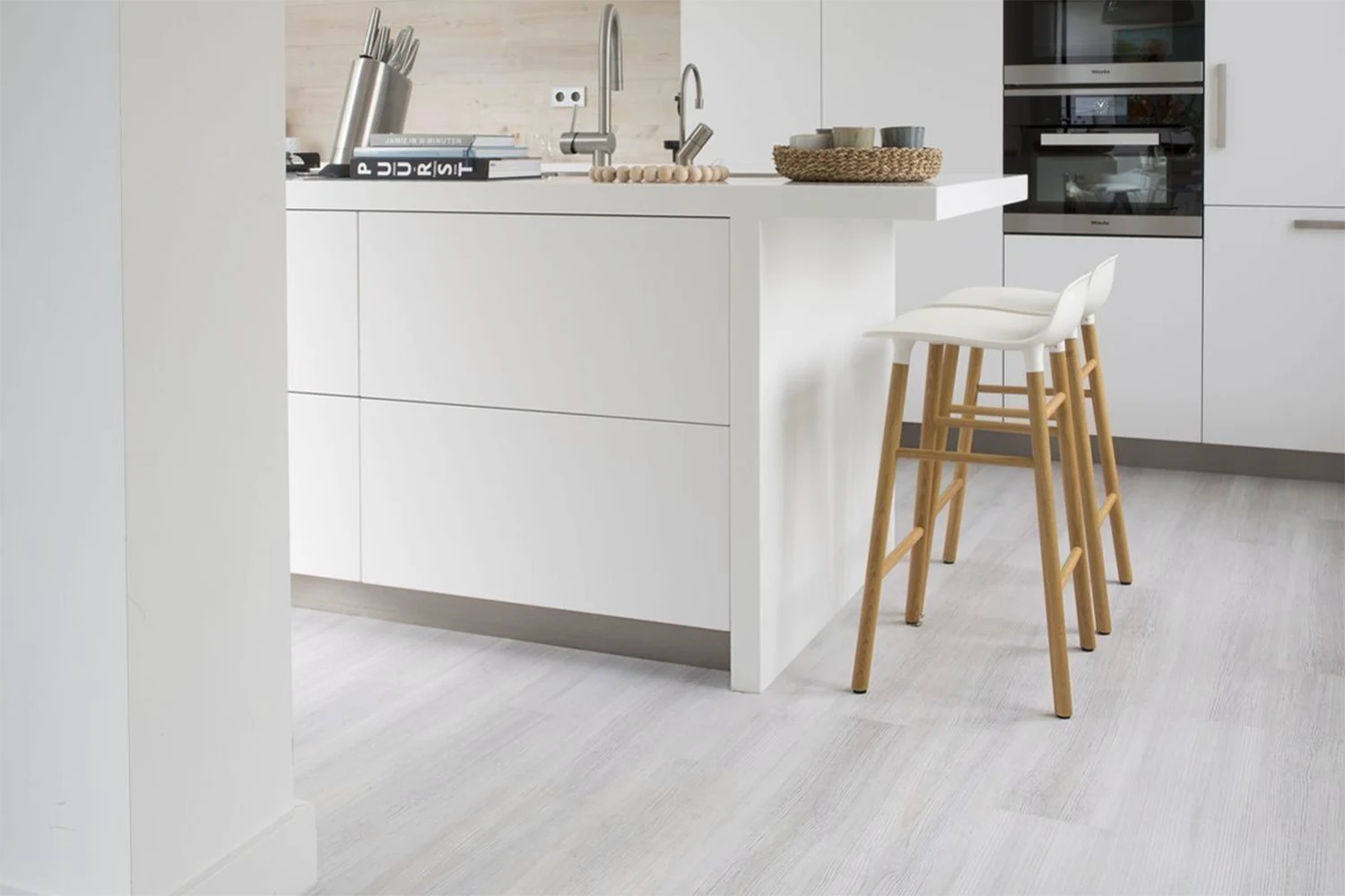 White Oak 7201